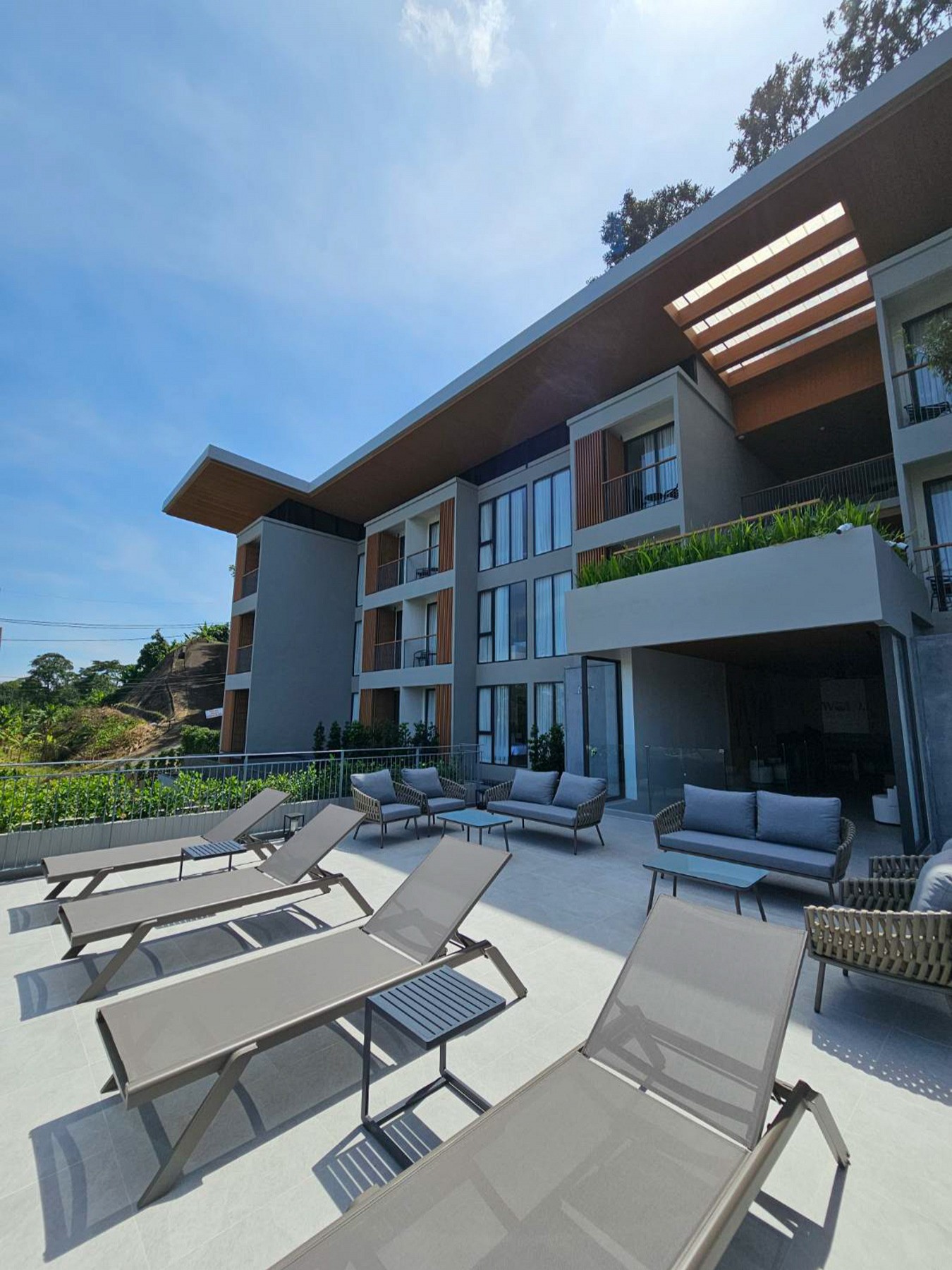 Common Relaxation Area