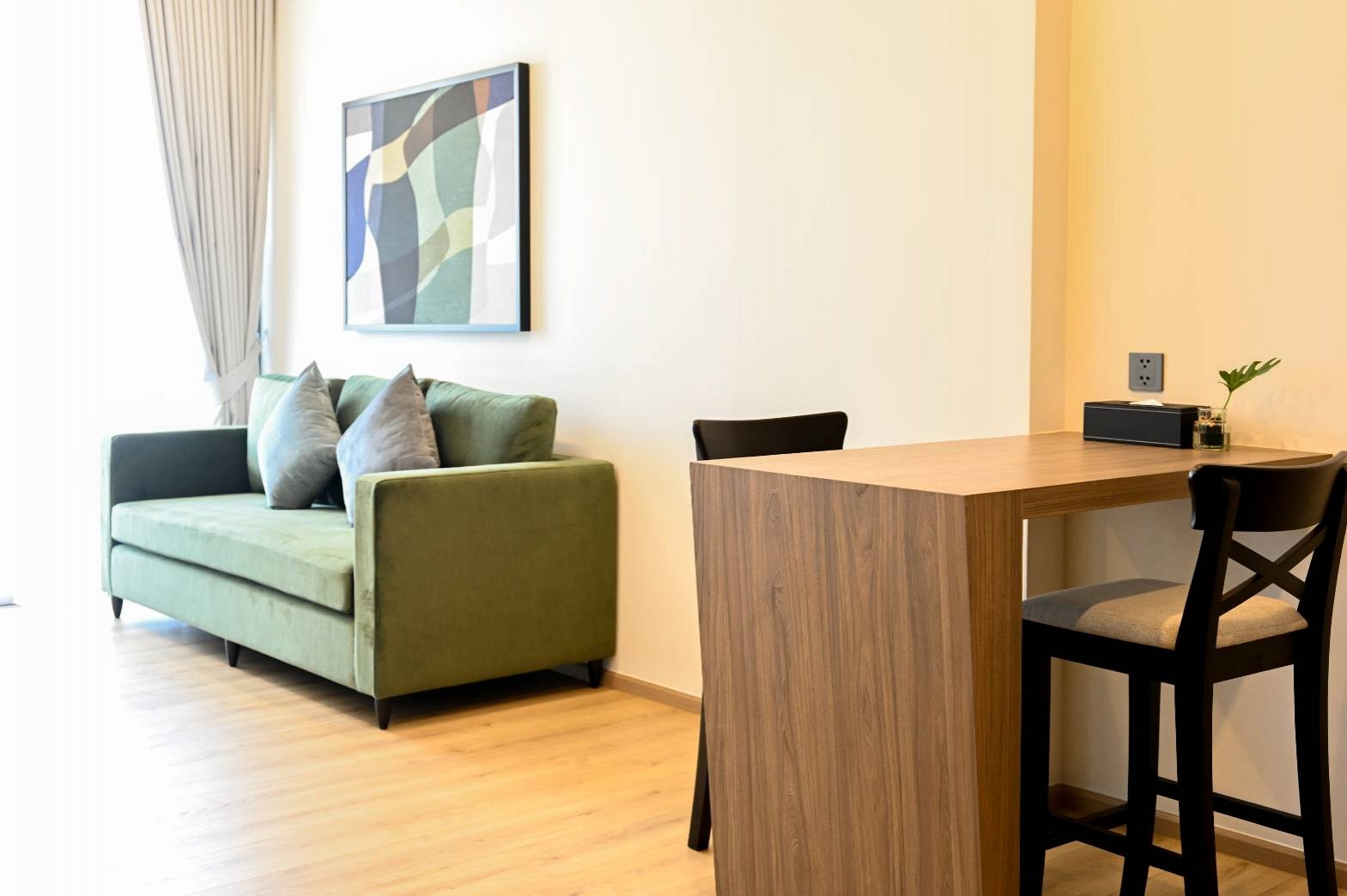 Pool Access – King