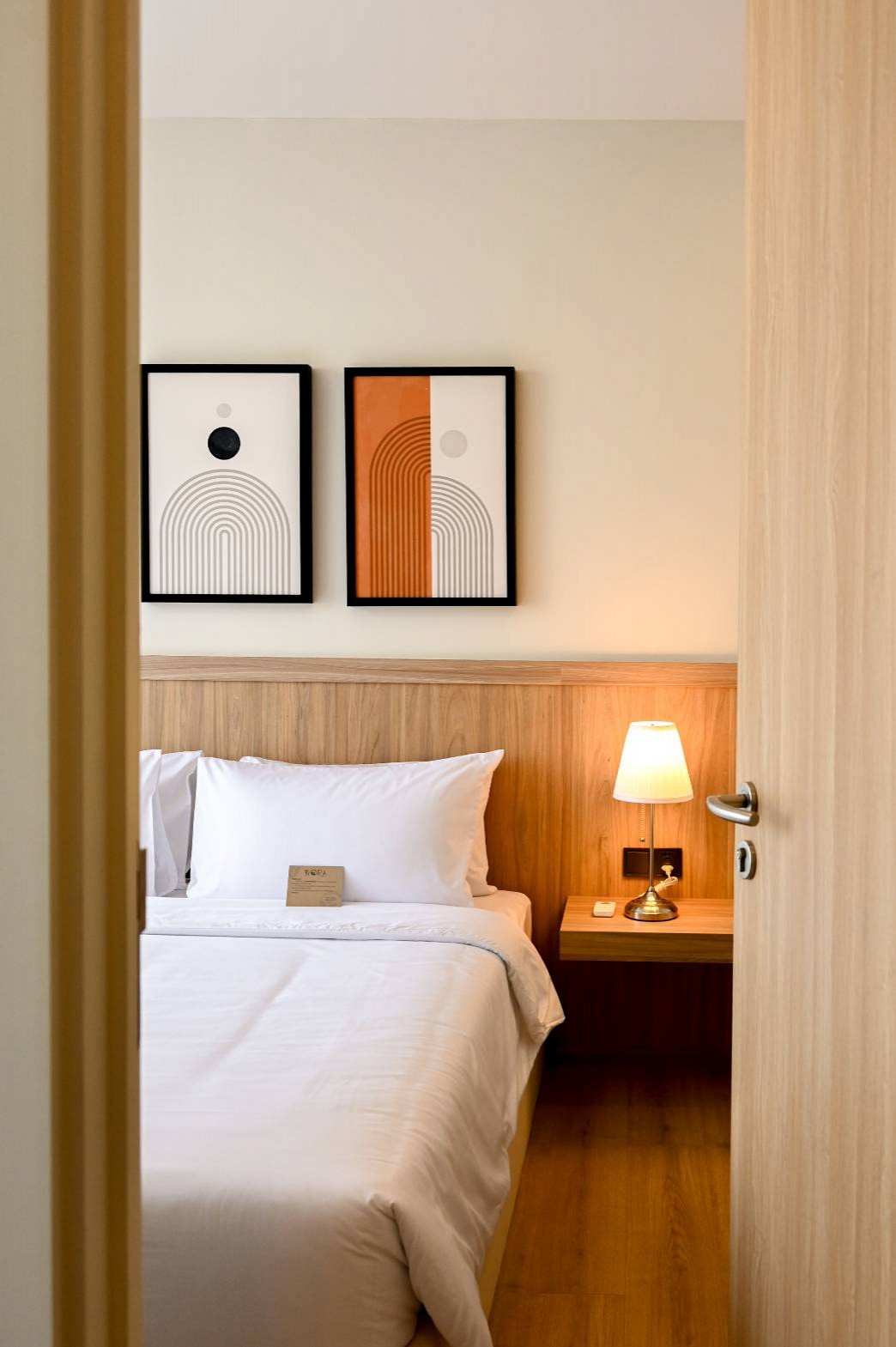 Pool Access – King